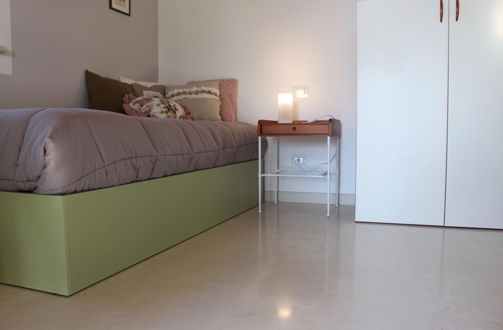 Giardino Degli Ulivi Apartamento Caprino Veronese Exterior foto